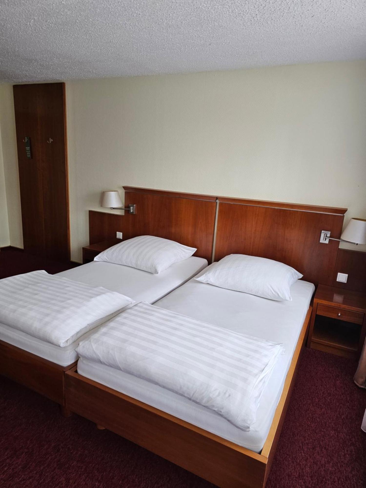 Hotel Landgasthof Pressel 外观 照片
